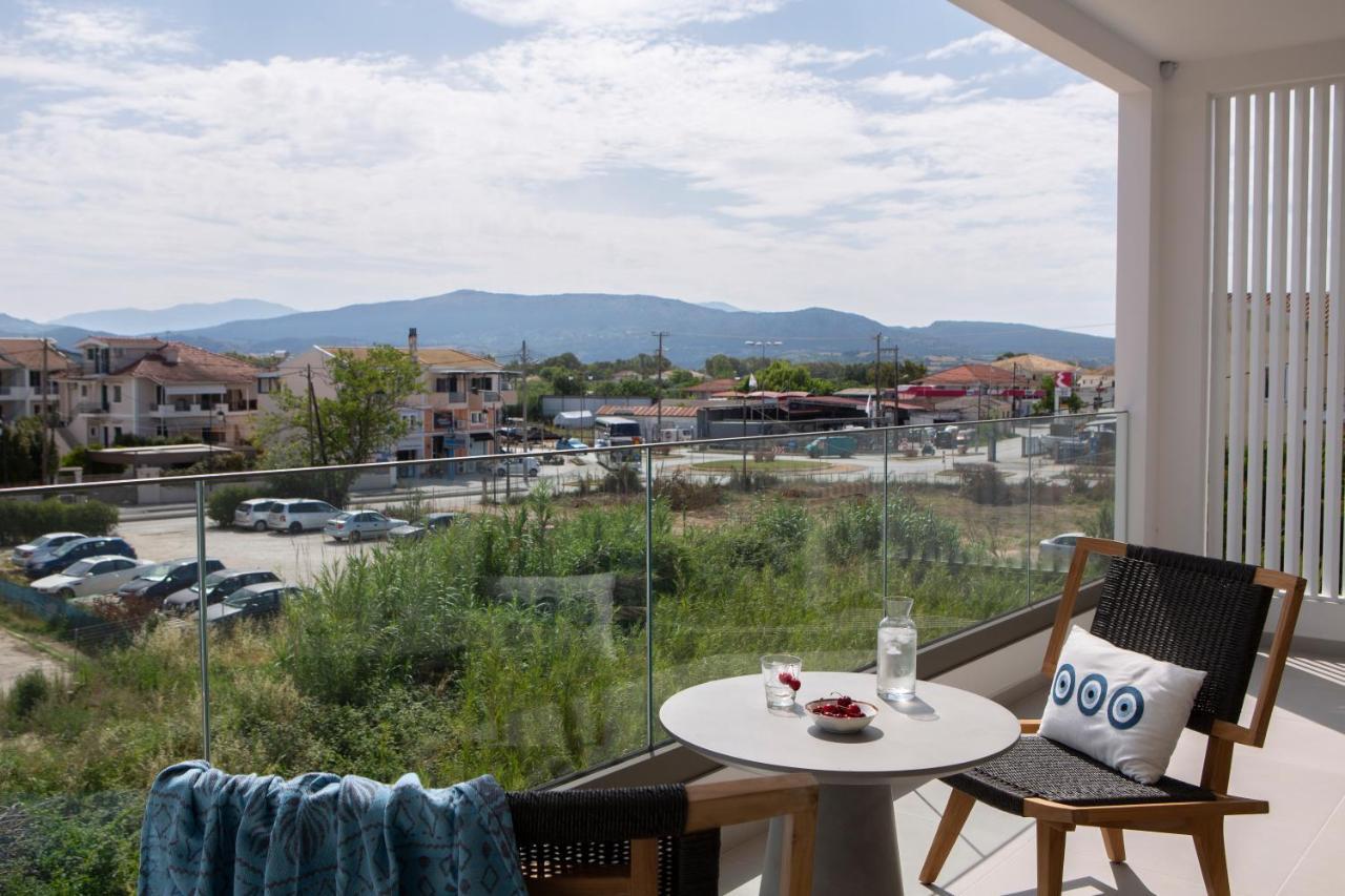 Achillion Suites Лефкада Экстерьер фото