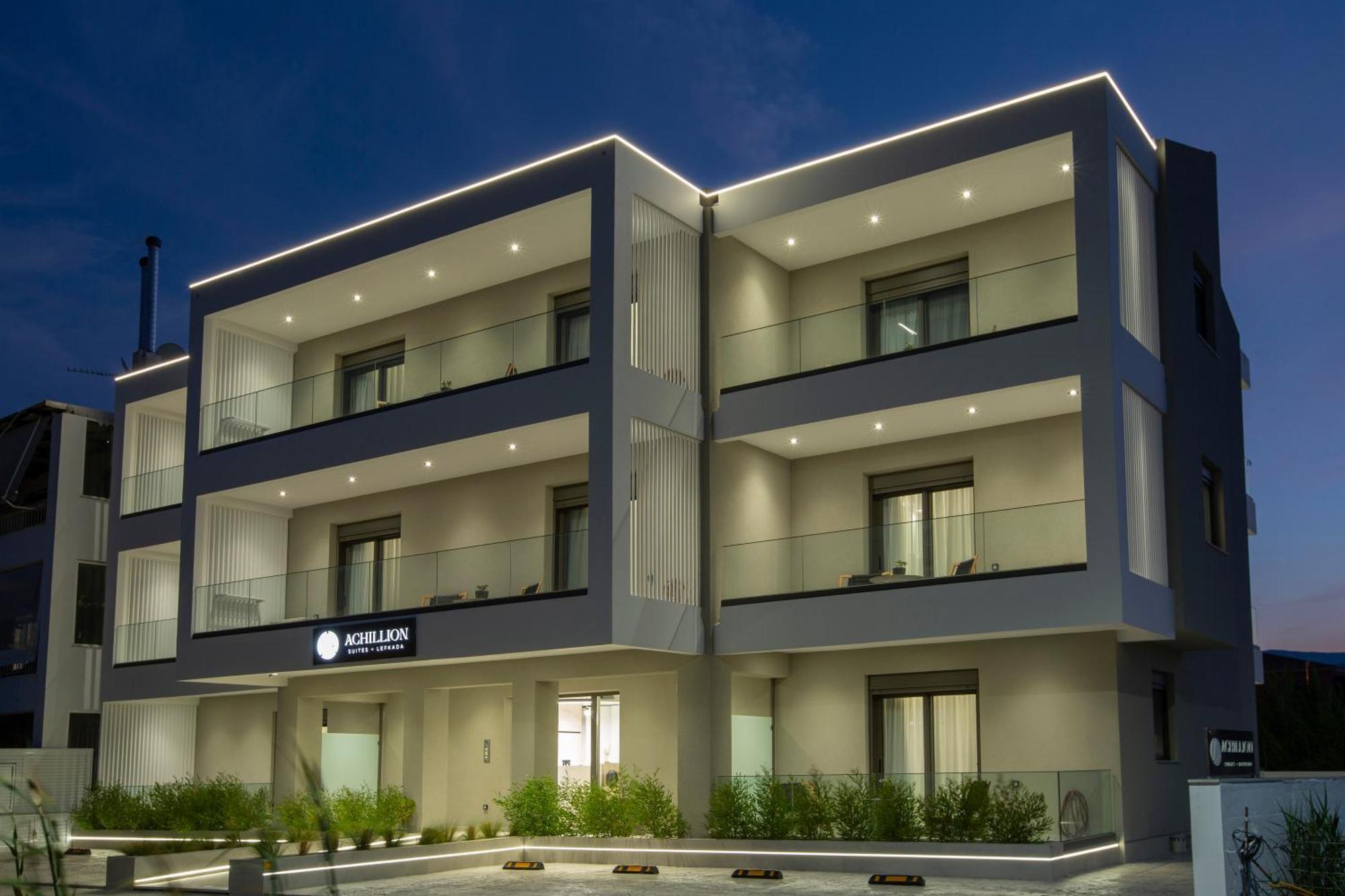 Achillion Suites Лефкада Экстерьер фото